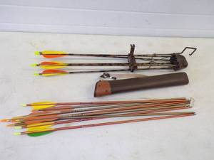 lot 64 image: Arrows with Quivers
