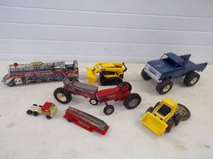 lot 99 image: Vintage Toys including Tonka Truck