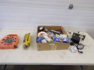 lot 118 image: Electrical Parts Lot