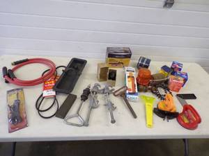 lot 127 image: Car Parts and Tools Lot
