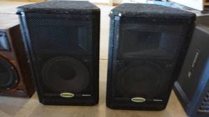 Pair of Black Samson Resound HD Speakers