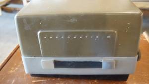 Vintage Anscomatic II Slide Projector & Cover