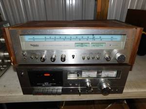 Technics SA-5270 FMAM Stereo Receiver  Akai GXC-706D Stereo Cassette Deck
