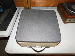 Vintage Olympia De Luxe Portable Italics Typewriter