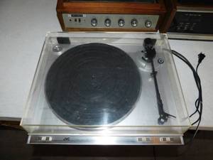JVC L-A10 Auto Return Turntable System