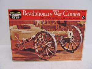 lot 64 image: Vintage Life-Like Revolutionary War Cannon