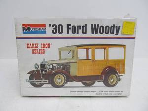 lot 67 image: Vintage Monogram 1930 Ford Woody