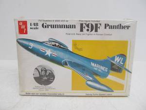 lot 82 image: Vintage AMT Grumman F9F Panther