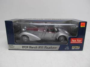 lot 21 image: Sun Star 1939 Horch 855 Roadster