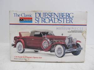 lot 30 image: Vintage Monogram Duesenberg SJ Roadster 1934 Luxury Sports Car