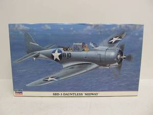 lot 104 image: Vintage Hasegawa SBD Dauntless Midway