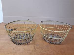 Lot of 2 Vintage Egg Baskets