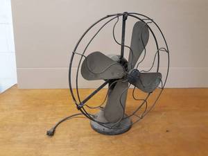 Antique 16 GE Brass Blade Fan Model # 34021