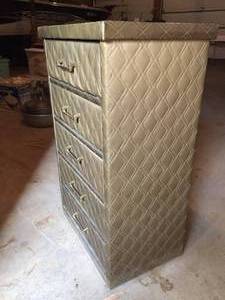 lot 142 image: Padded Cardboard 5 Shelf Storage Unit