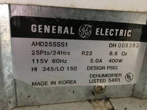 lot 146 image: General Electric 25 Pint Dehumidifier