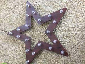 lot 168 image: Lighted 24 Inch Metal Star