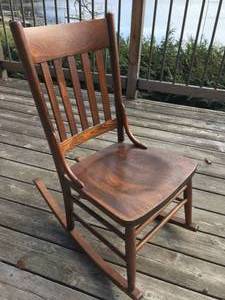 lot 195 image: Vintage Rocking Chair