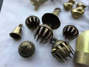 lot 287 image: Large Lot of Vintage Decorative Brass Items