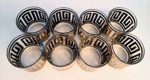lot 25 image: Vintage Gold Glass Set