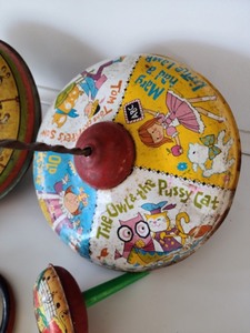 lot 52 image: Vintage Toys