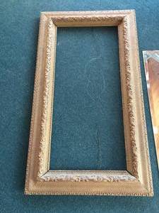 lot 322 image: Vintage Ornate Gold Framed Mirror