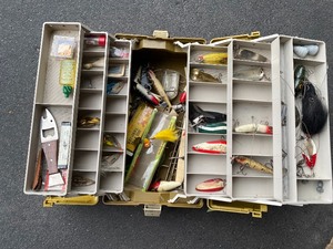 lot 128 image: Plano Tackle Box Full of Vintage Tackle