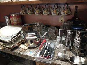 Collection of Kitchen Items