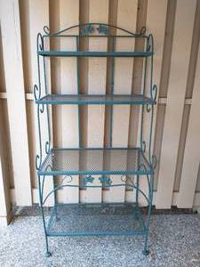 Metal Bakers Rack