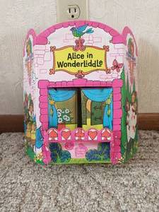 Vintage Mattel Alice And Wonderland And The Queens Palace