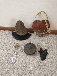 Five Pieces Of Dcor