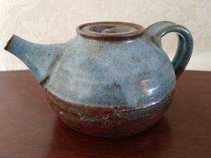 Stoneware Tea Pot