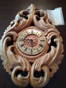 Handeschnitzt in Oberammergau Wall Clock