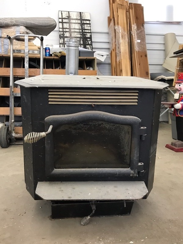 Country flame corn/pellet stove | West Metro Antique Auction Final  liquidation | K-BID