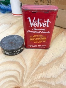lot 65 image: Velvet tobacco can and copenhagen can