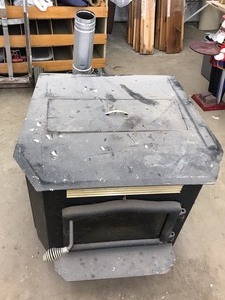 lot 6 image: Country flame cornpellet stove