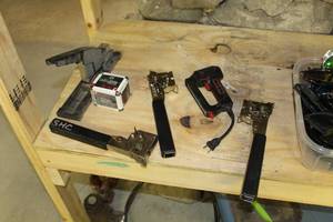 Lot of (5) Staplers - Hammer Staplers, Desk Staplers, Electric Stapler  with Staples