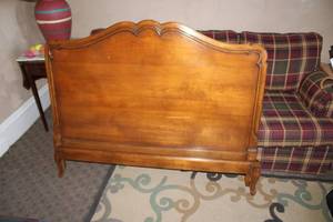 Wood Bed Frame Size Full  with Wood Headboard, Wood Footboard and Wood Rails