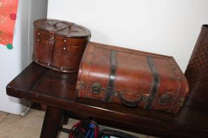 Lot of (2) Vintage Leather Carry Cases