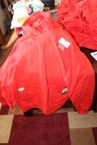 Lot of (4) Fruit of the Loom Hooded Sweatshirts Media Pocket X-Large,2X-Large Red