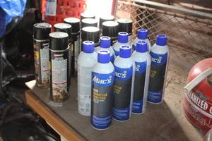 Lot of (18) Rubberized Undercoating Aerosol Can 16oz (in bucket)