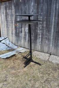 Vogel-Peterson Metal Equipment Stand 30Lx18Wx63H