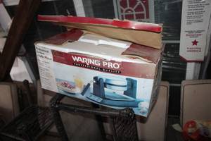 Waring Pro Professional Belgian Waffle Maker (in box)