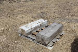 Wood Posts 42Lx13-12Wx7H (on 2 pallets)