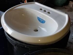 Gerber Bathroom Sink 26Wx20Dx10H (new)