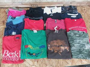 17 Assorted Vintage Cool Tees