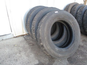 4 Used Virgin 11R24.5 Kelly Armorsteel Tires