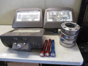 Shop Lights Wheel Covers and Mag Lights