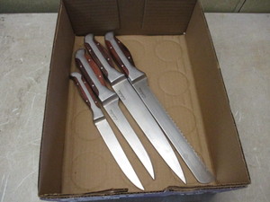Cabelas Knife Set
