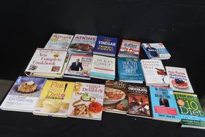 18 ASSORTED DIET BOOKS