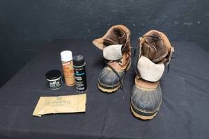 BOOTS AND BOOT PROTECTOR OILS